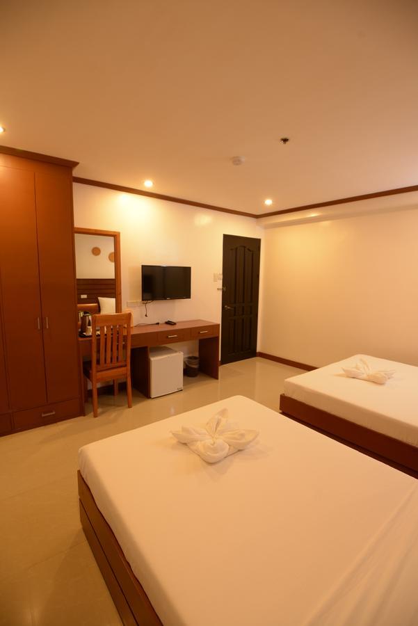 Abozza Resort Balabag  Exterior photo
